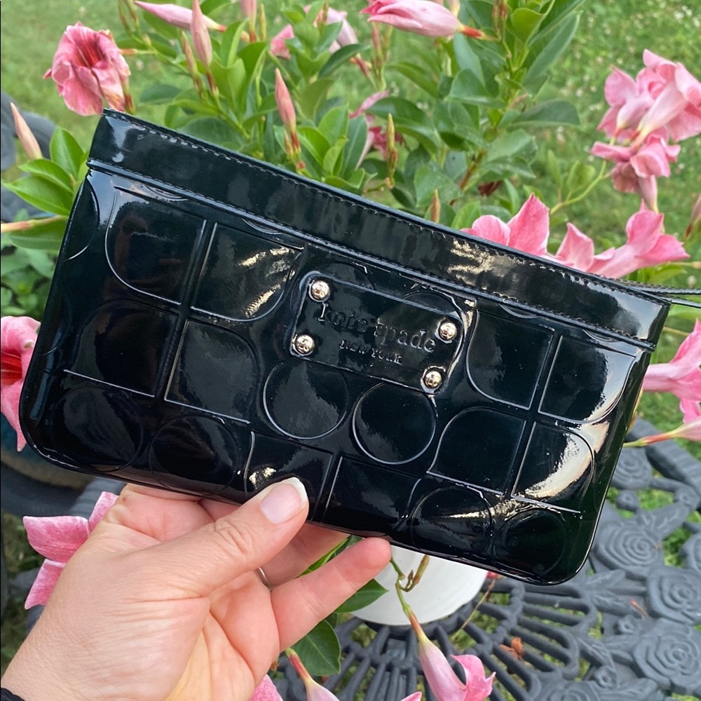Vintage Kate Spade Black Patent Leather Wristlet